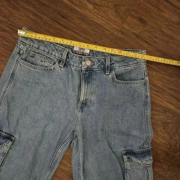 Vintage y2k Tommy Hilfiger JEANS Cut Off Womens Size 30 Waist Size 10 Light Wash - Picture 7 of 7